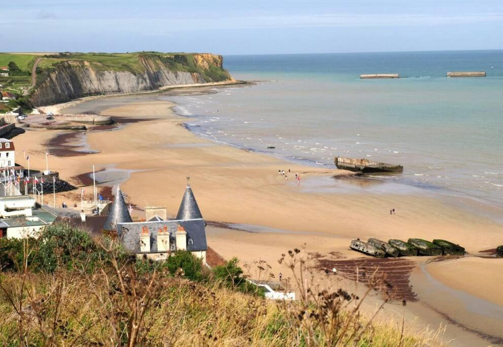 « La Casa Normande » Entre Ville & Plages Esquay-sur-Seulles Экстерьер фото